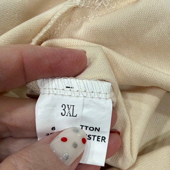 NWOT Online Boutique Floral Appliqué Beige Long Sleeve Top - Picture 10 of 11